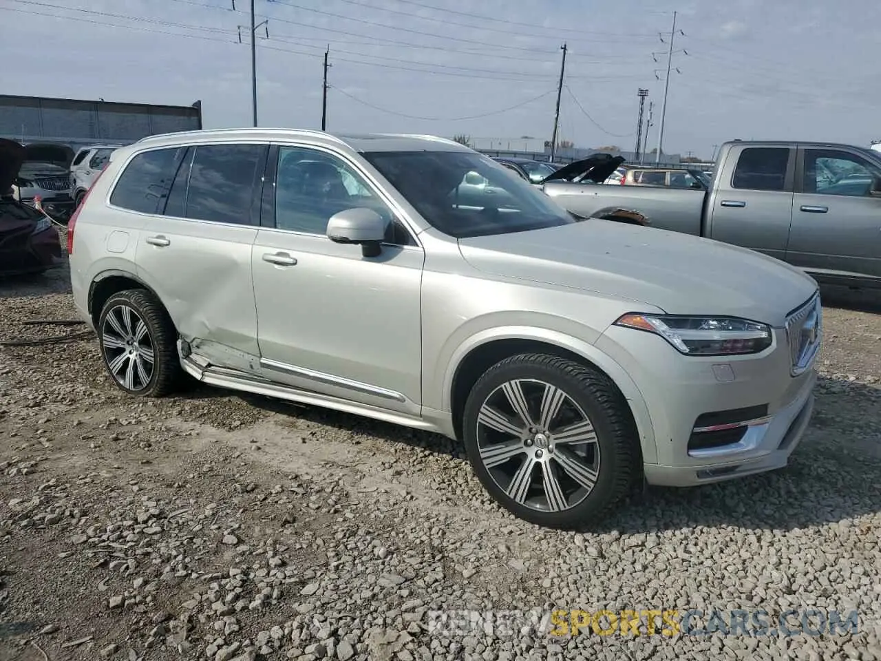 4 Photograph of a damaged car YV4A22PL1M1671183 VOLVO XC90 2021
