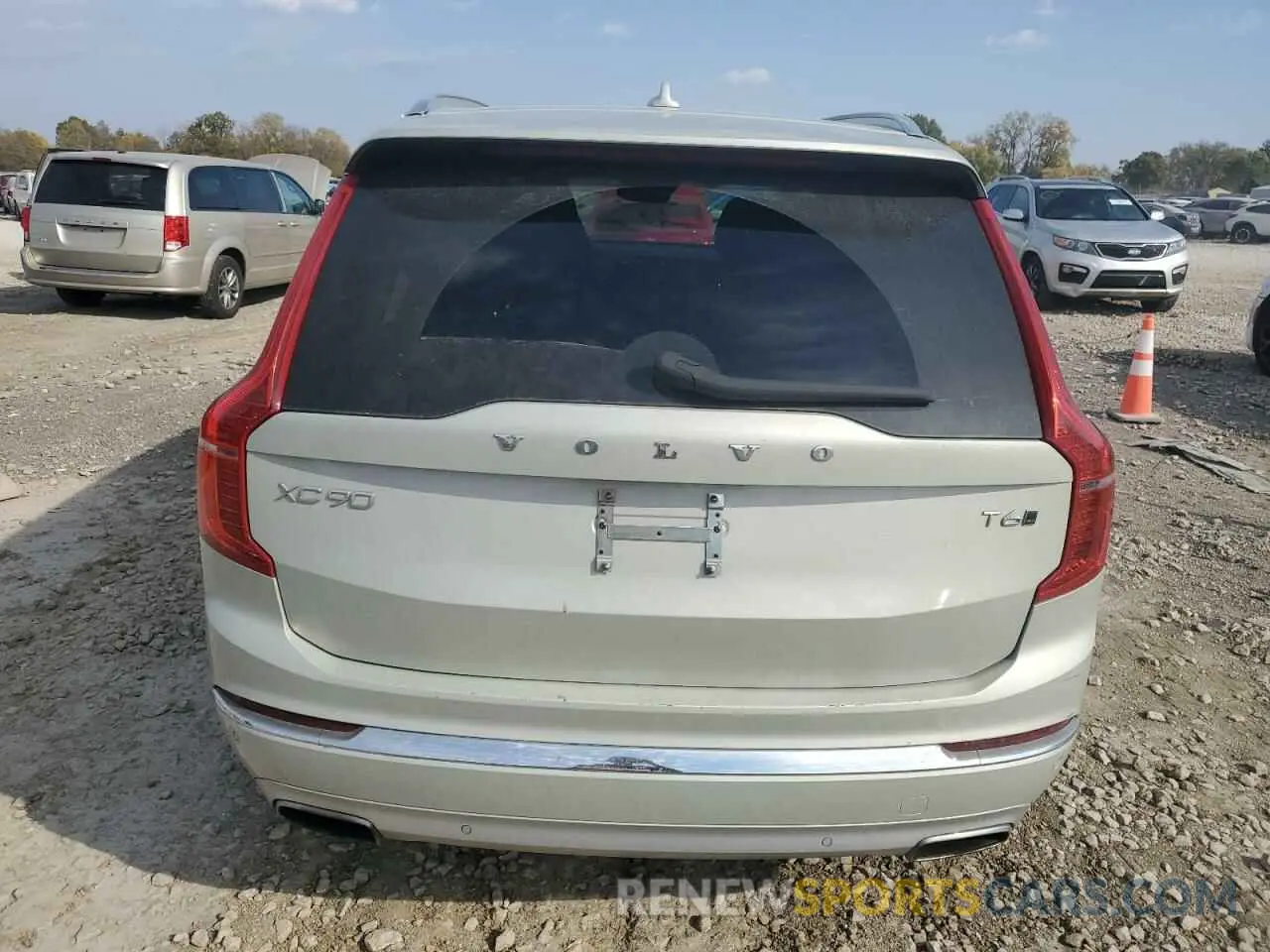 6 Photograph of a damaged car YV4A22PL1M1671183 VOLVO XC90 2021