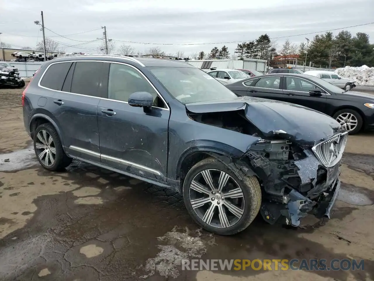 4 Photograph of a damaged car YV4A22PL1M1691238 VOLVO XC90 2021