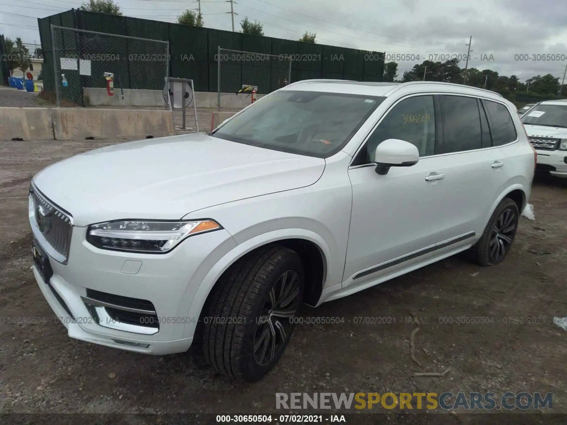 2 Photograph of a damaged car YV4A22PL4M1720103 VOLVO XC90 2021