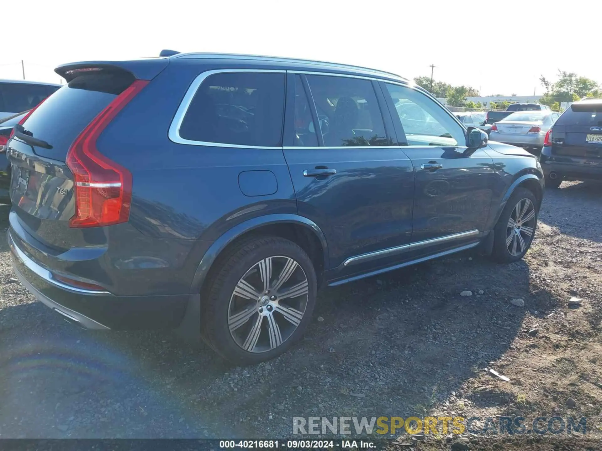 4 Photograph of a damaged car YV4A22PL5M1682087 VOLVO XC90 2021