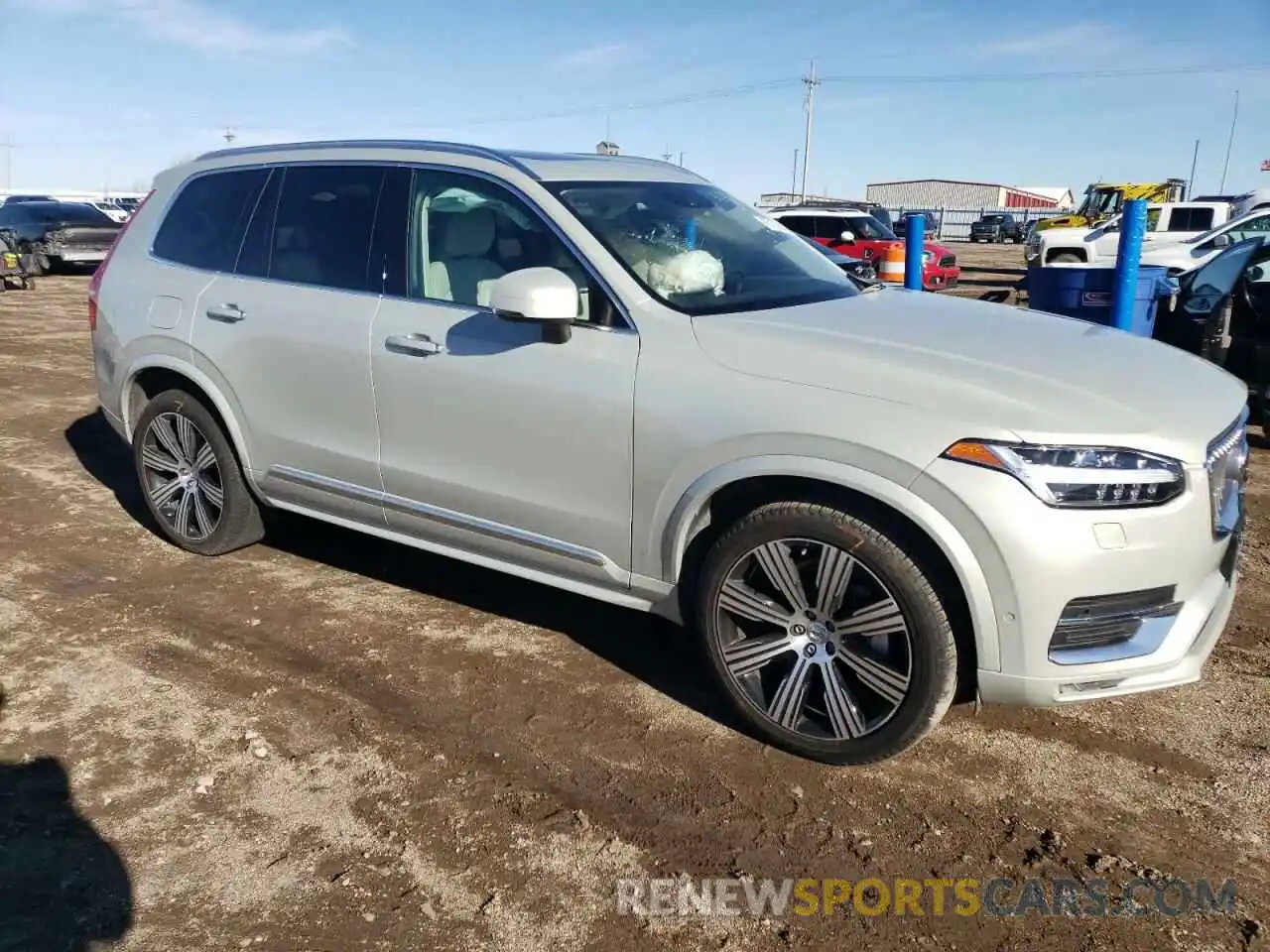 4 Photograph of a damaged car YV4A22PL5M1708753 VOLVO XC90 2021