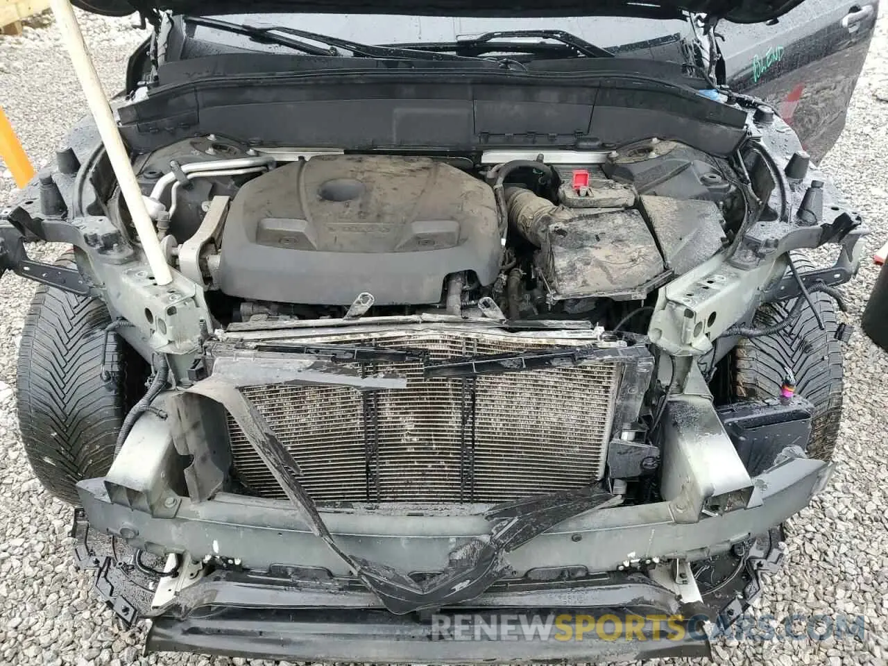 12 Photograph of a damaged car YV4A22PL6M1708129 VOLVO XC90 2021