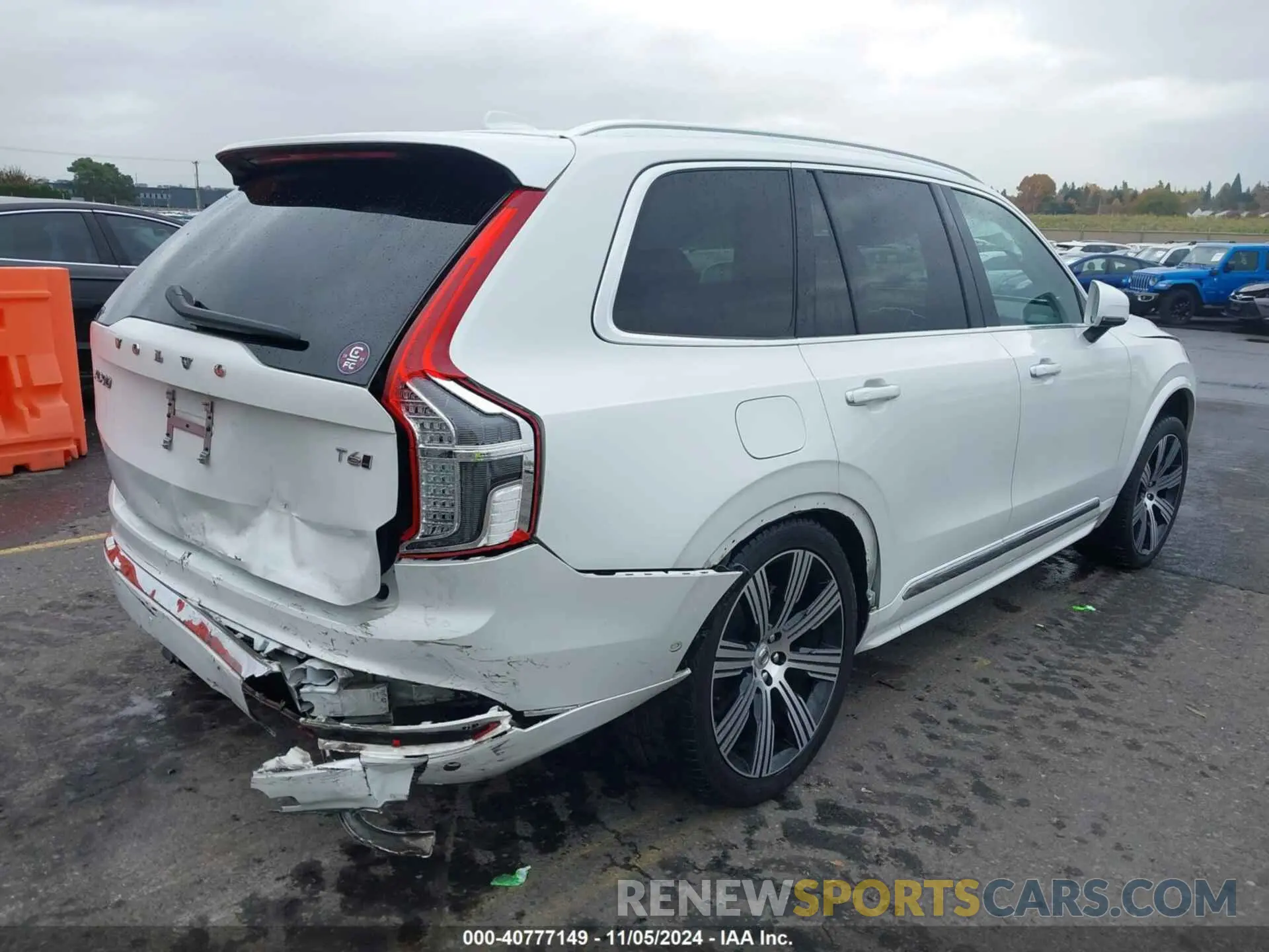 4 Photograph of a damaged car YV4A22PL7M1724212 VOLVO XC90 2021