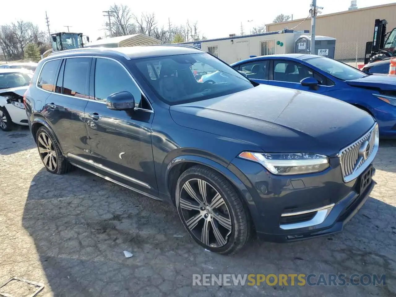 4 Photograph of a damaged car YV4A22PL8M1677952 VOLVO XC90 2021