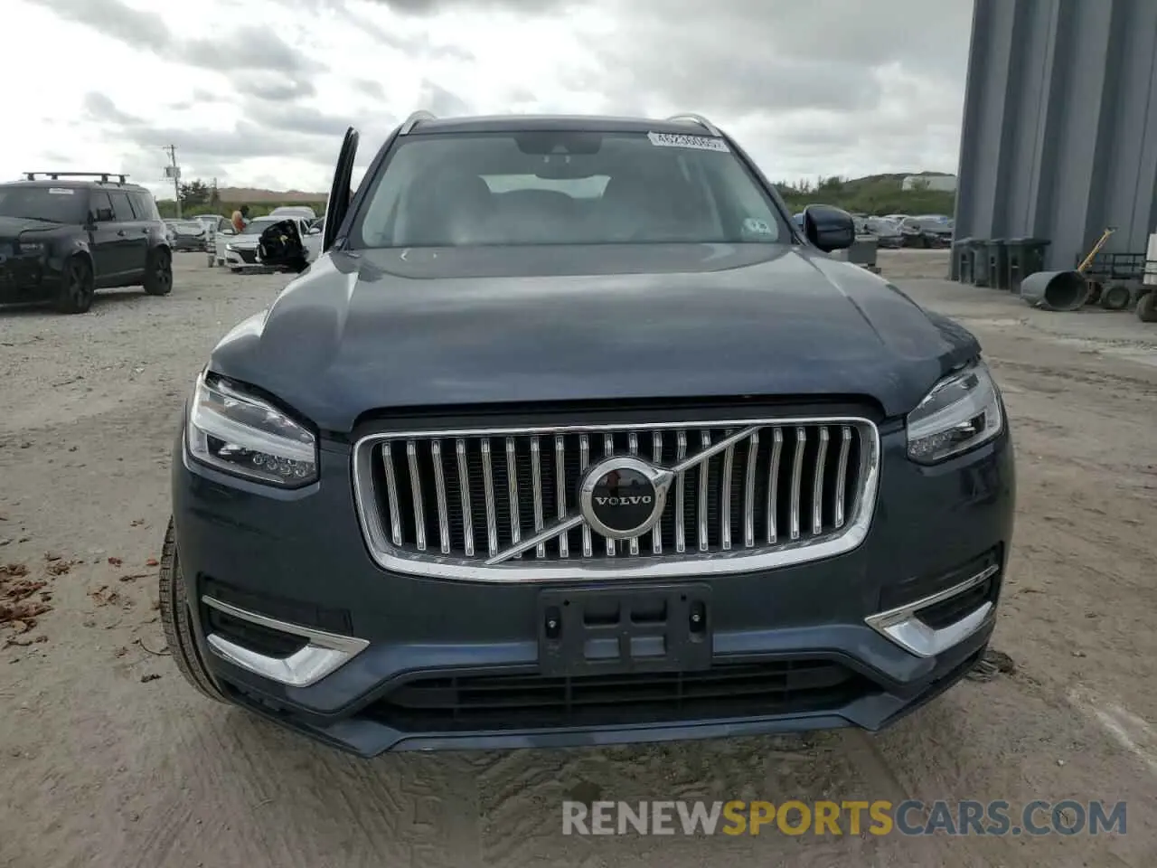 5 Photograph of a damaged car YV4A22PLXM1678648 VOLVO XC90 2021