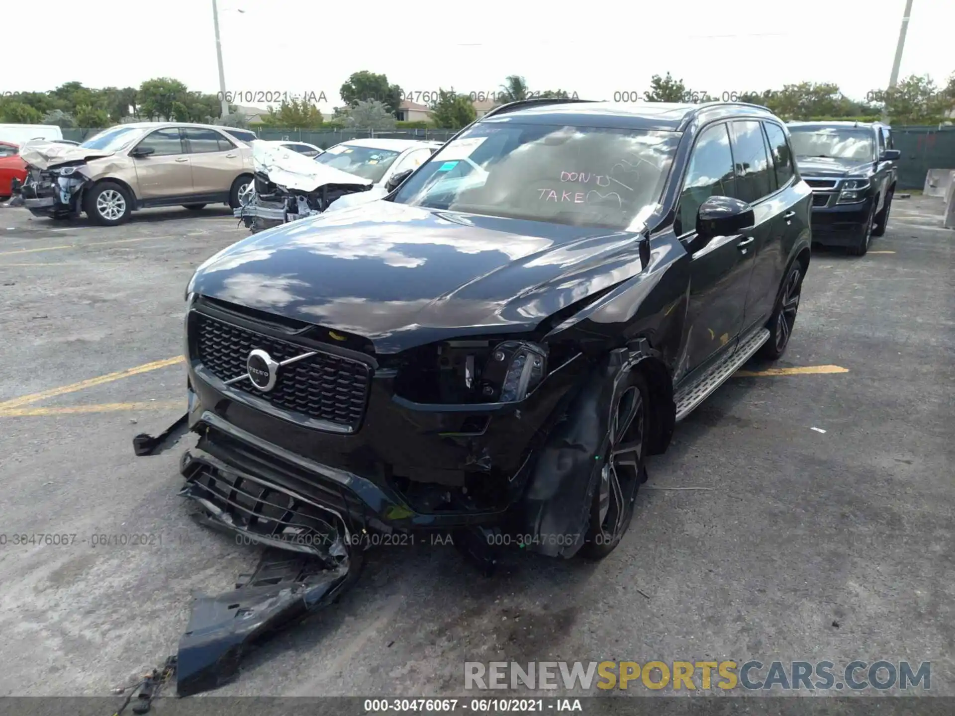 6 Photograph of a damaged car YV4A22PM7M1673934 VOLVO XC90 2021