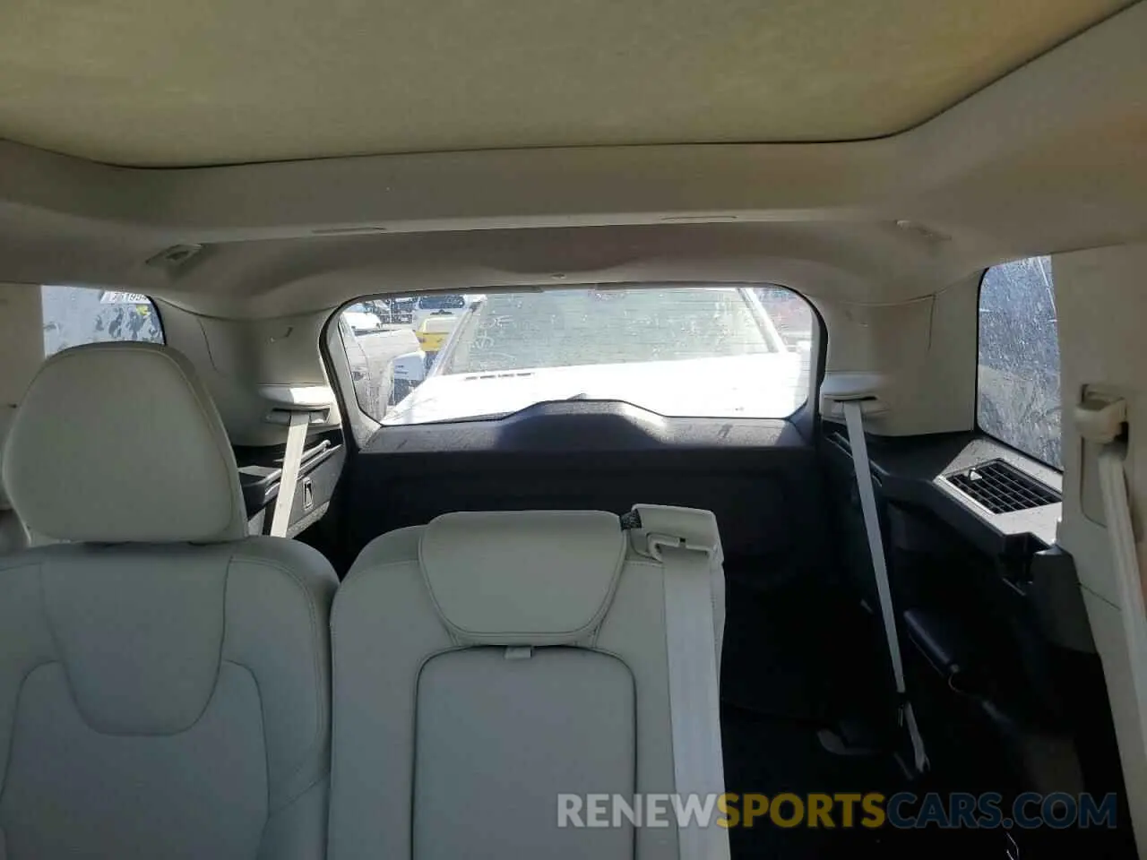10 Photograph of a damaged car YV4102CK3N1839605 VOLVO XC90 2022