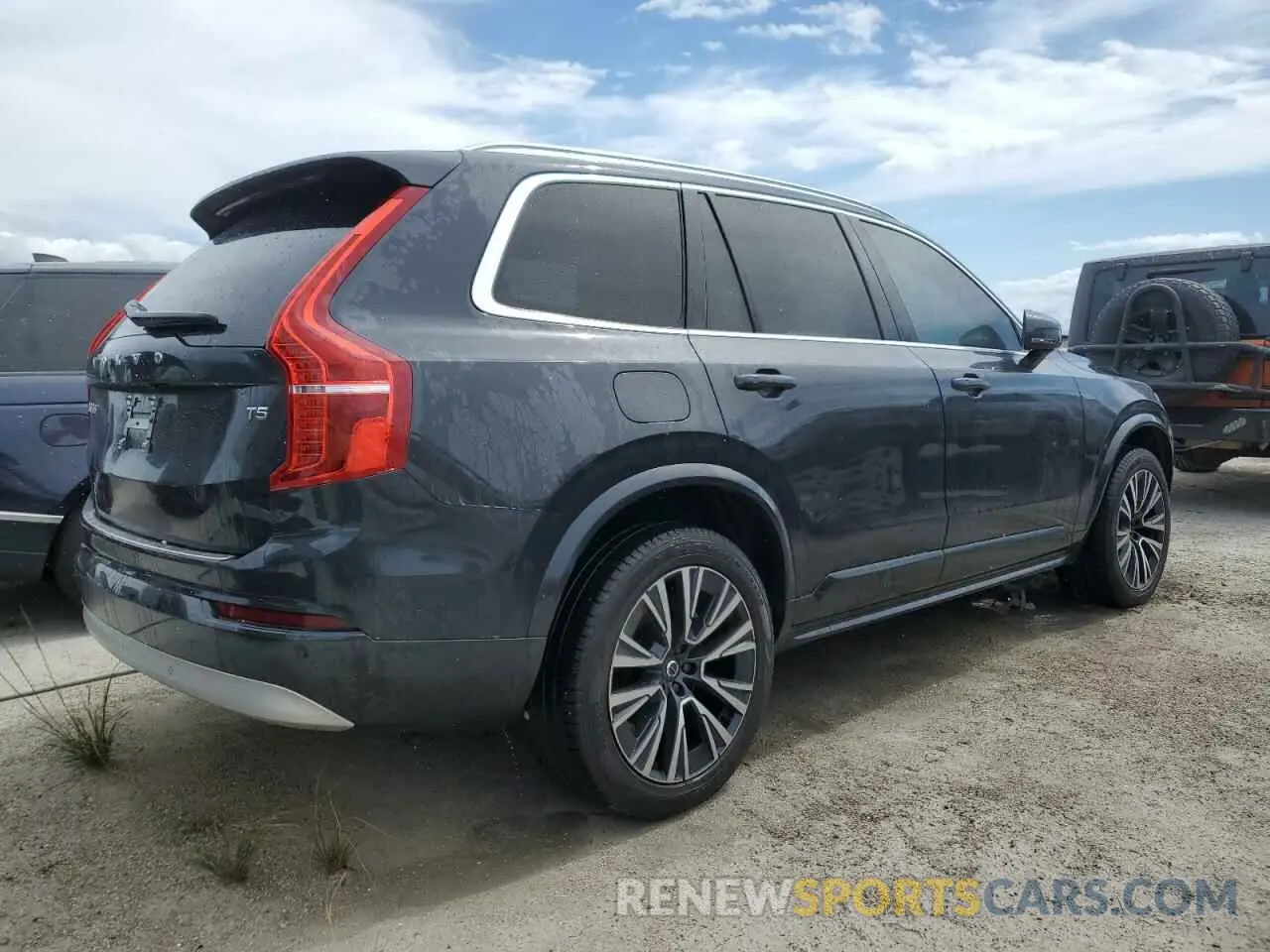 3 Photograph of a damaged car YV4102CK3N1866321 VOLVO XC90 2022