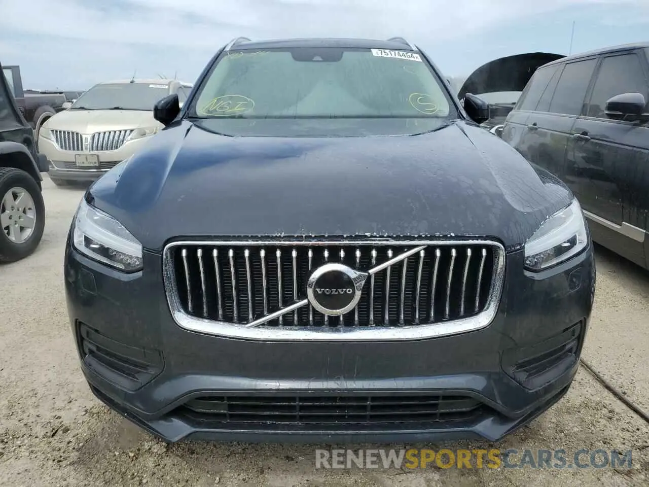 5 Photograph of a damaged car YV4102CK3N1866321 VOLVO XC90 2022