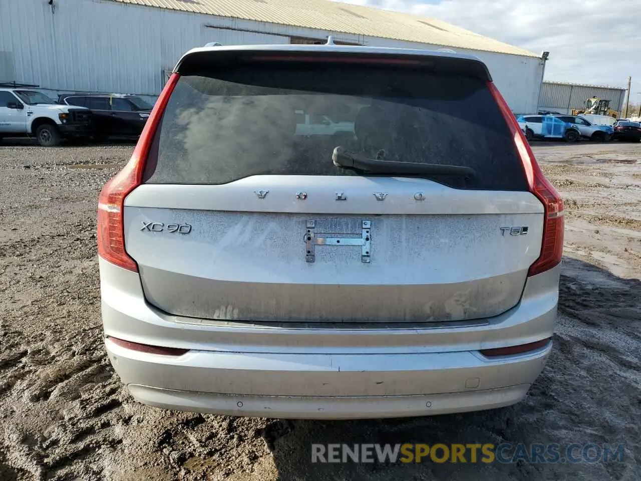 6 Photograph of a damaged car YV4102PK5N1834383 VOLVO XC90 2022