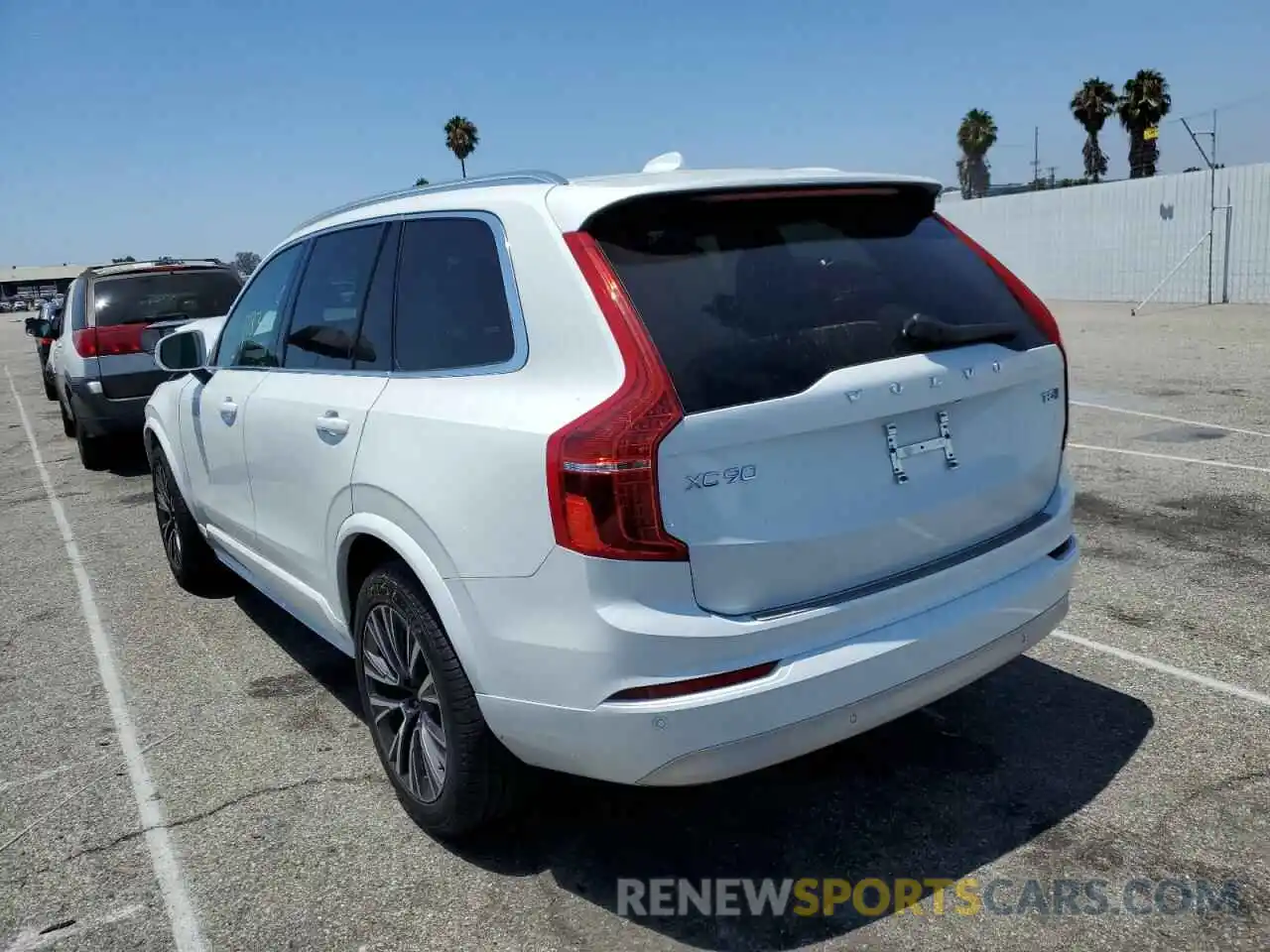 3 Photograph of a damaged car YV4102PK6N1827281 VOLVO XC90 2022