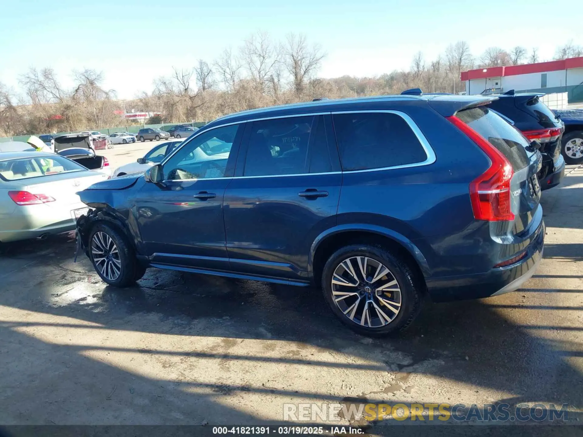 14 Photograph of a damaged car YV4102PKXN1775301 VOLVO XC90 2022