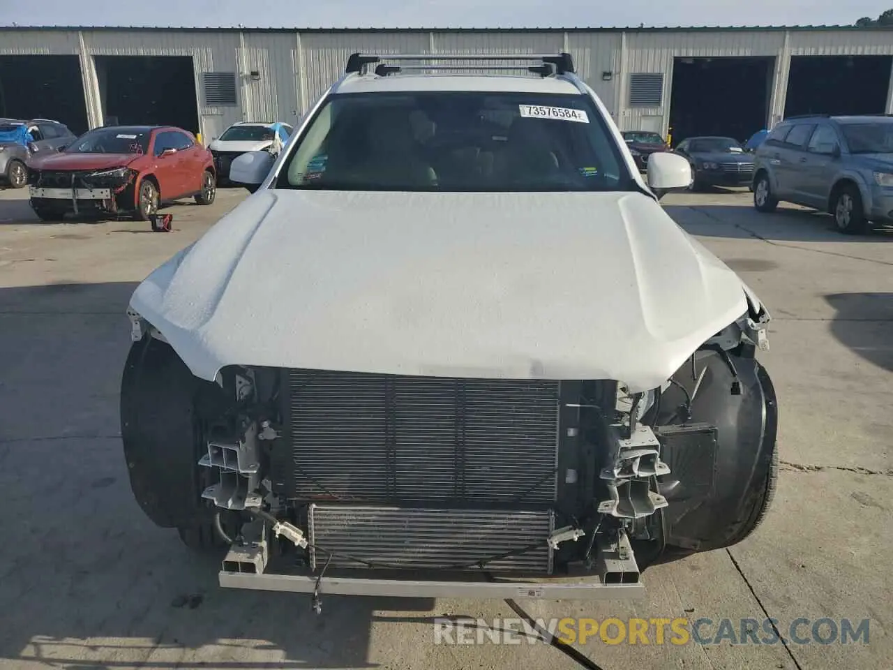 5 Photograph of a damaged car YV4102PKXN1778246 VOLVO XC90 2022