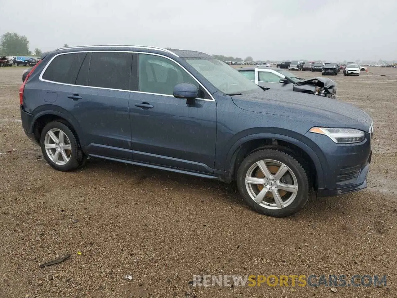 4 Photograph of a damaged car YV4A221K3N1864761 VOLVO XC90 2022