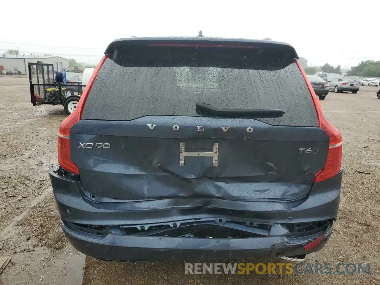 6 Photograph of a damaged car YV4A221K3N1864761 VOLVO XC90 2022