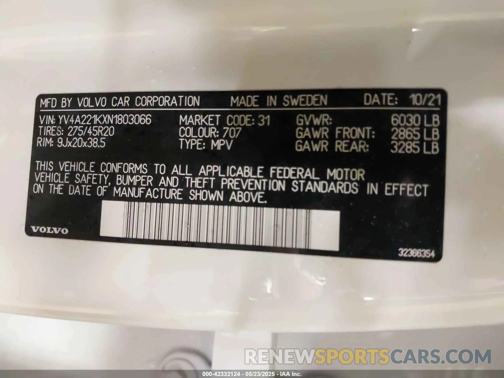 9 Photograph of a damaged car YV4A221KXN1803066 VOLVO XC90 2022