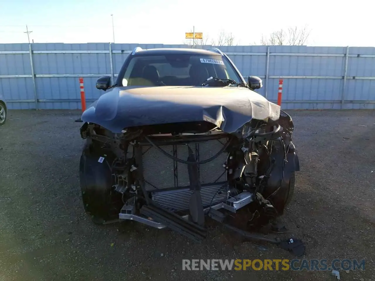 5 Photograph of a damaged car YV4A221LXN1820264 VOLVO XC90 2022