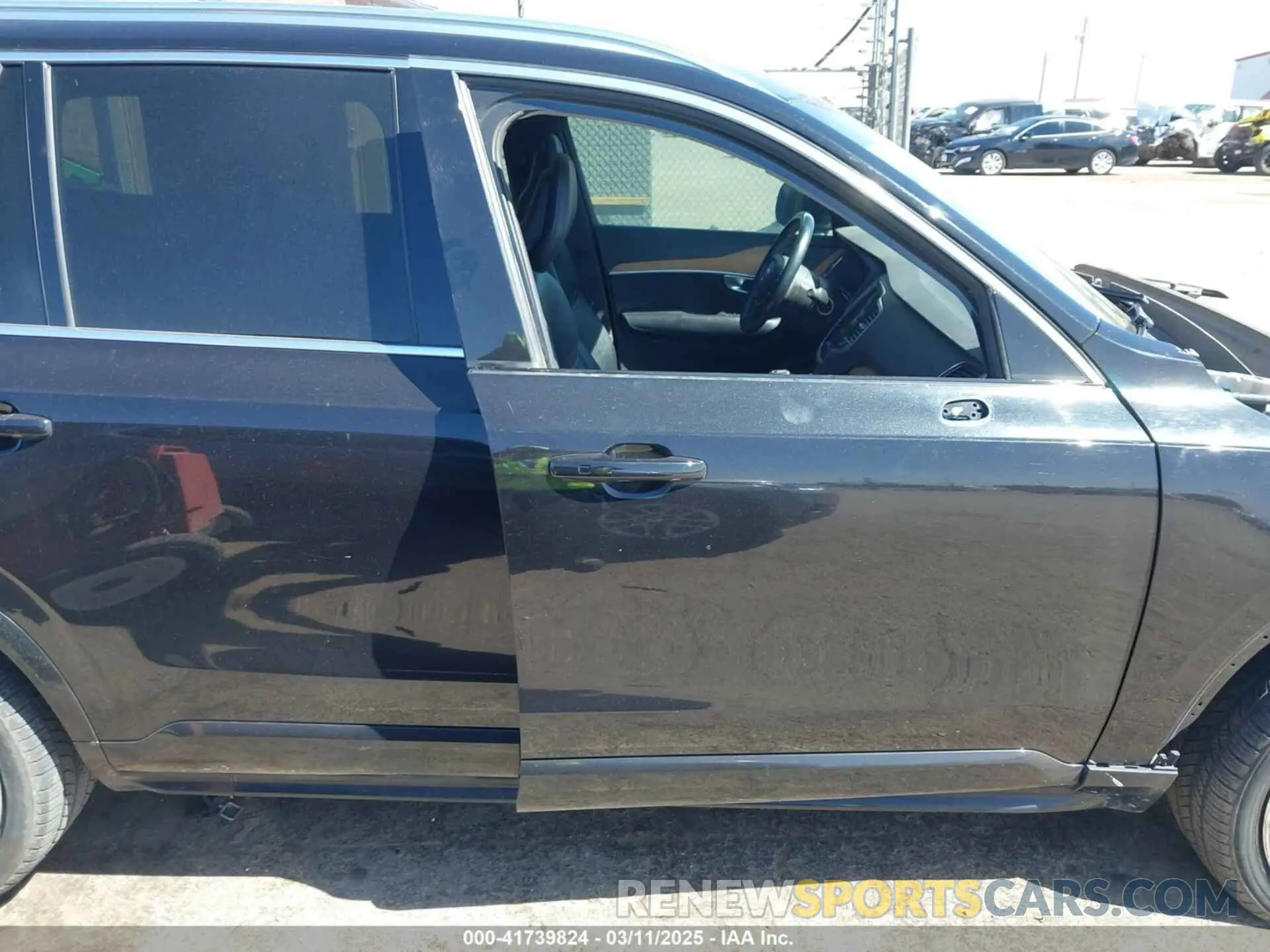 14 Photograph of a damaged car YV4A22PK5N1809624 VOLVO XC90 2022