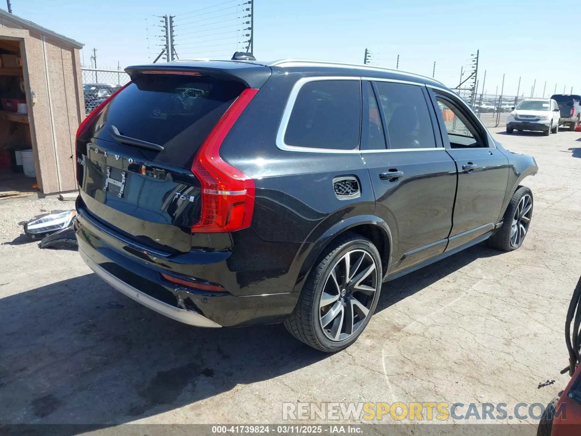 4 Photograph of a damaged car YV4A22PK5N1809624 VOLVO XC90 2022