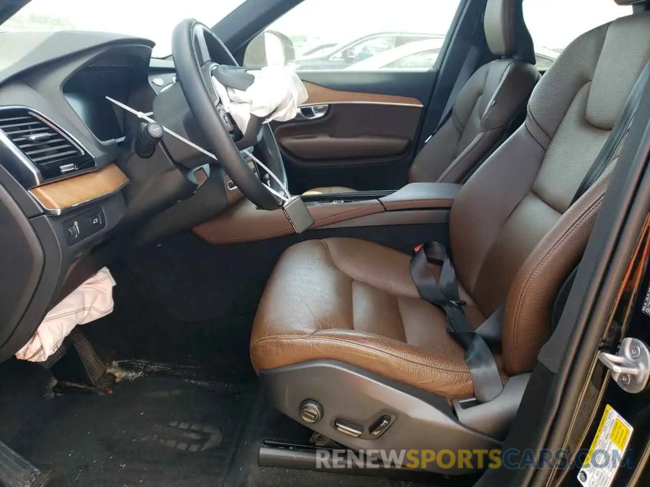 7 Photograph of a damaged car YV4A22PK6N1869282 VOLVO XC90 2022