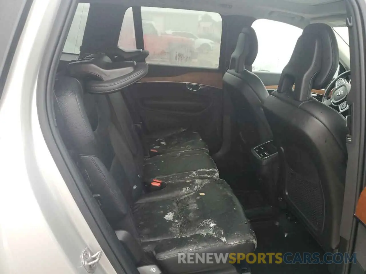 11 Photograph of a damaged car YV4A22PKXN1778158 VOLVO XC90 2022