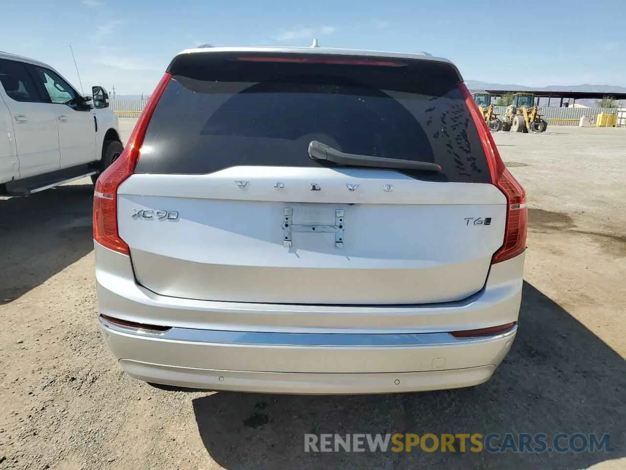 6 Photograph of a damaged car YV4A22PL3N1790564 VOLVO XC90 2022