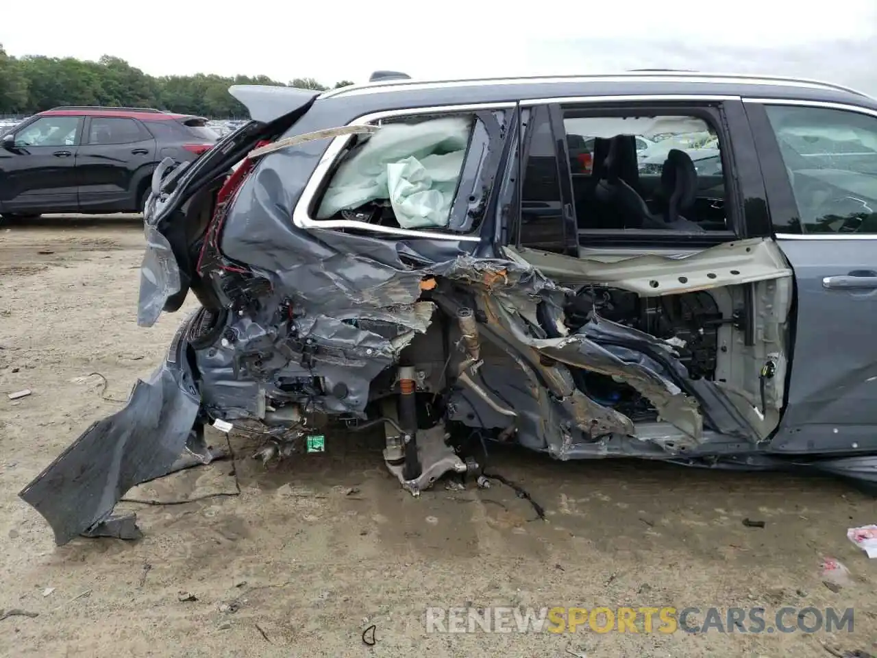 9 Photograph of a damaged car YV4A22PL3N1816869 VOLVO XC90 2022