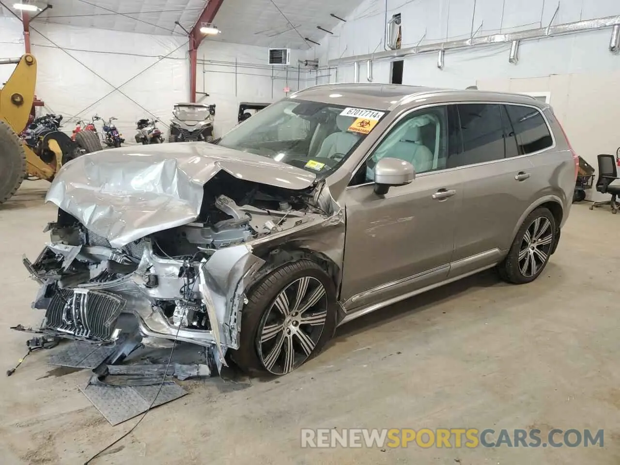 1 Photograph of a damaged car YV4A22PL5N1802407 VOLVO XC90 2022