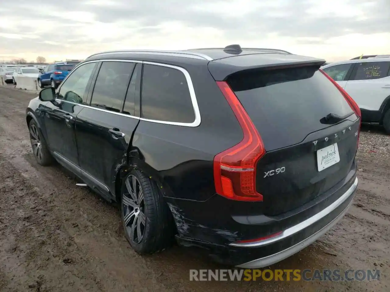 3 Photograph of a damaged car YV4A22PLXN1781862 VOLVO XC90 2022