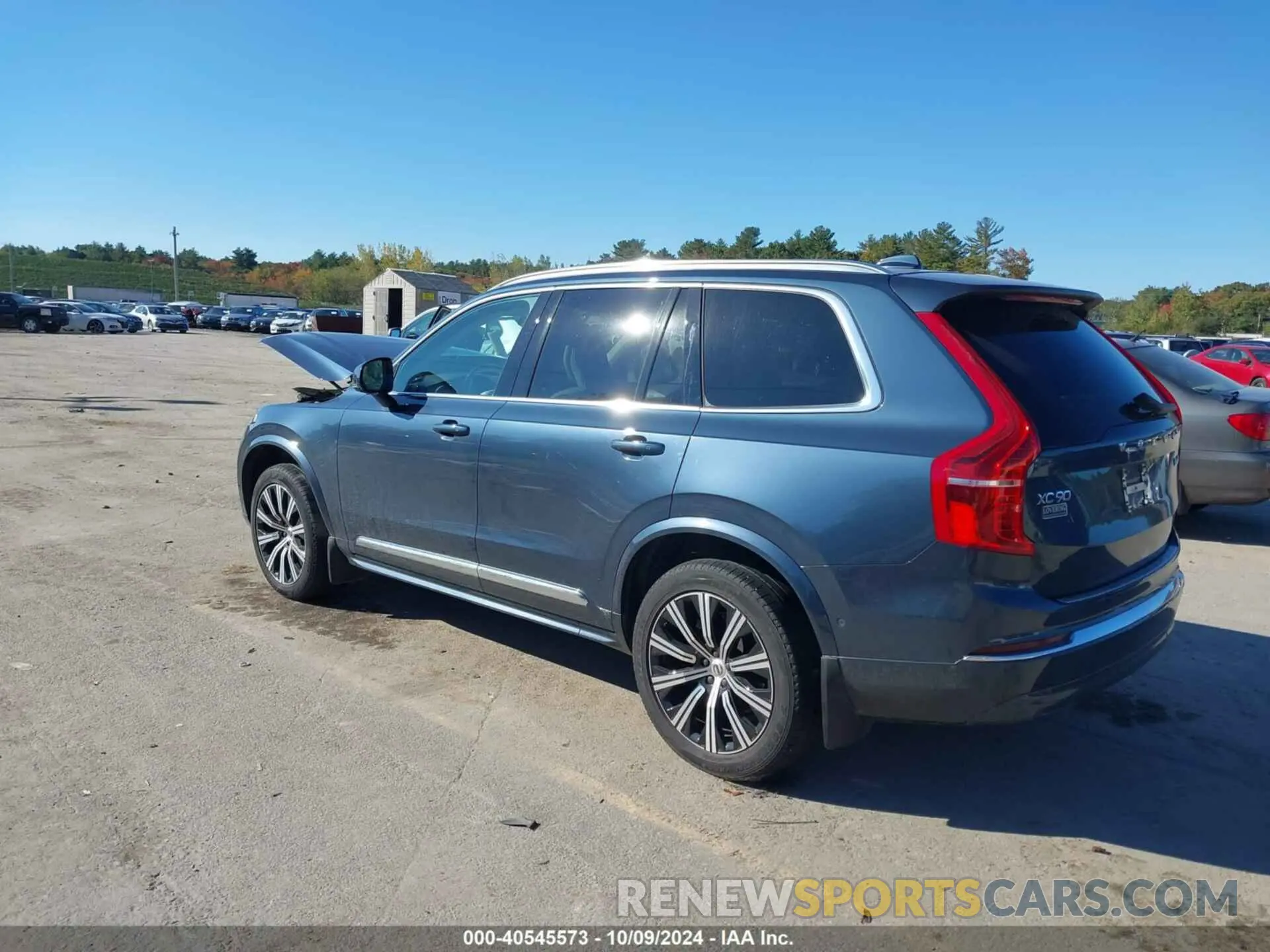 3 Photograph of a damaged car YV40621N5P1947766 VOLVO XC90 2023