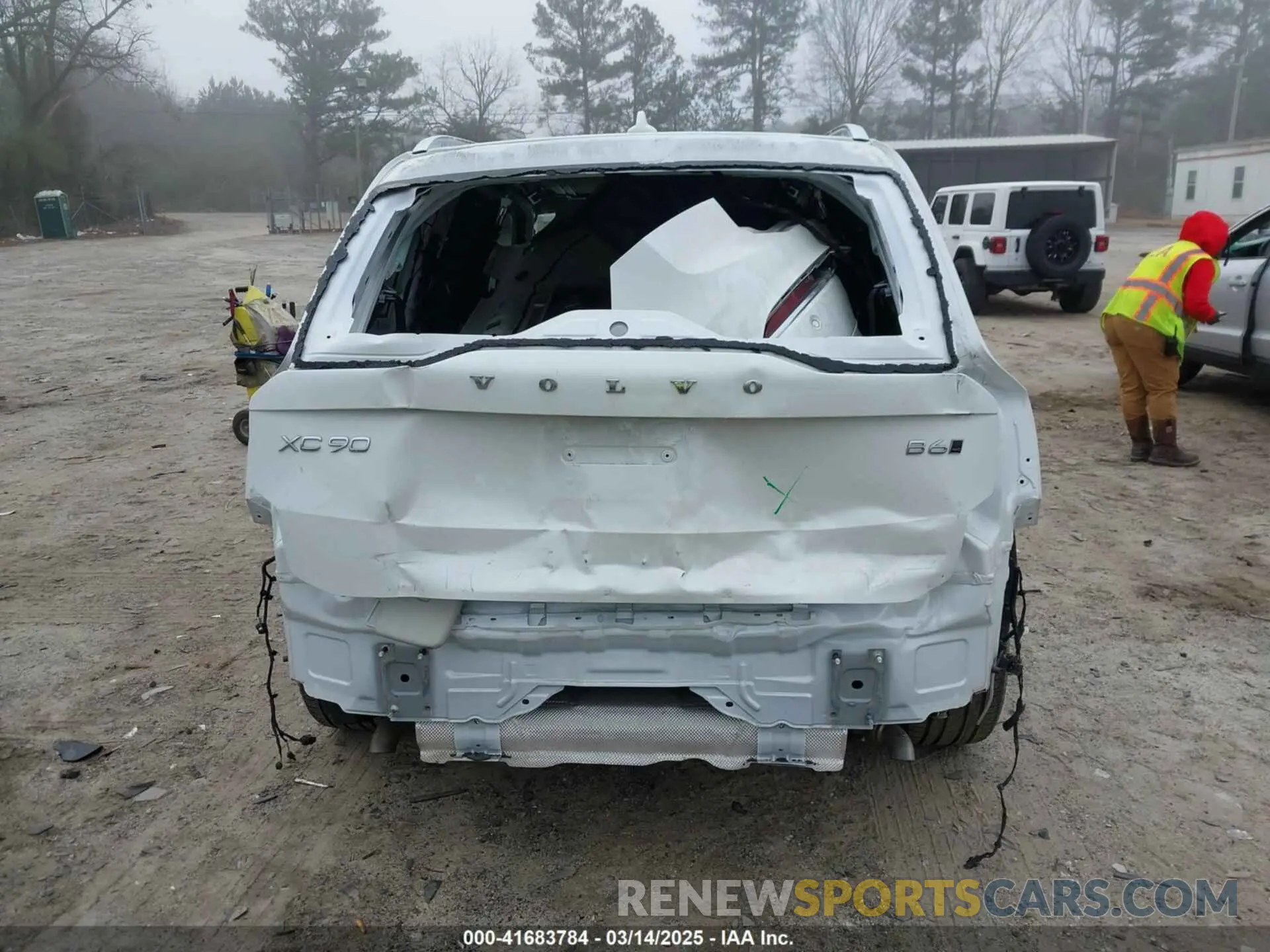 17 Photograph of a damaged car YV4062PA8P1959317 VOLVO XC90 2023