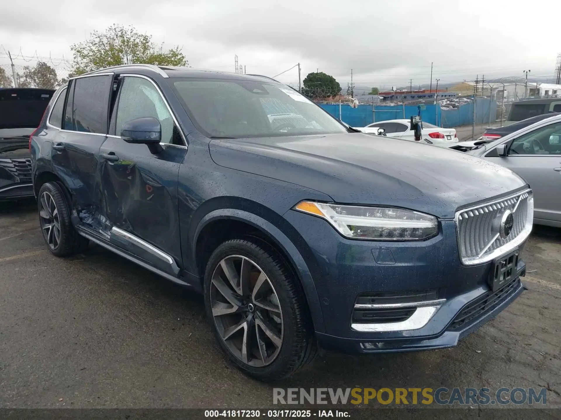 1 Photograph of a damaged car YV4062PN7P1958324 VOLVO XC90 2023