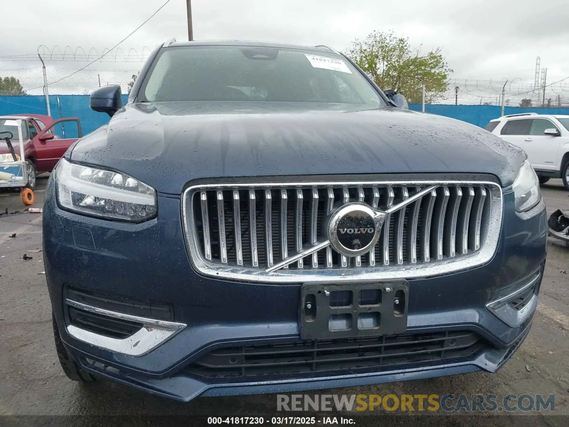 12 Photograph of a damaged car YV4062PN7P1958324 VOLVO XC90 2023