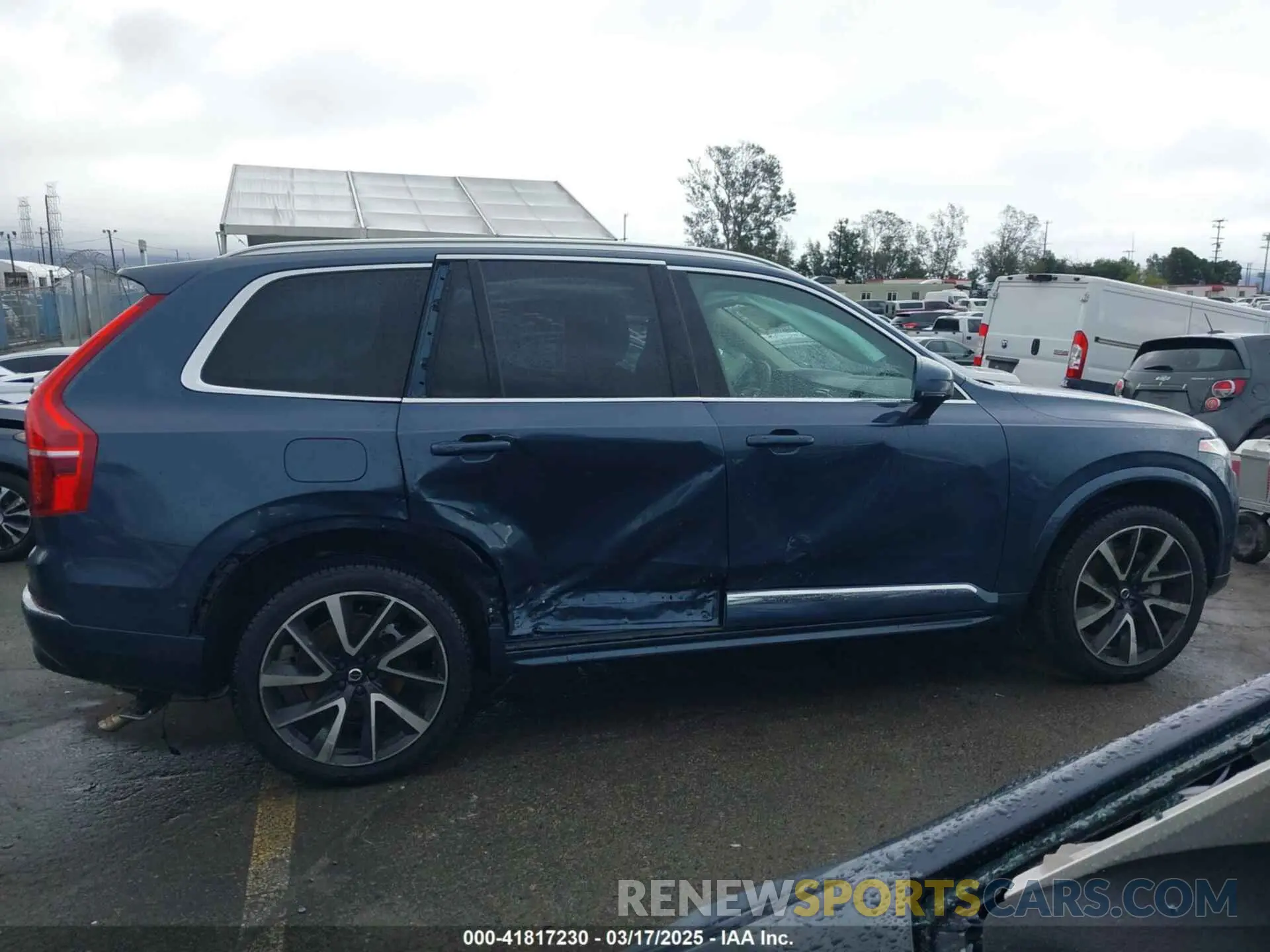 13 Photograph of a damaged car YV4062PN7P1958324 VOLVO XC90 2023