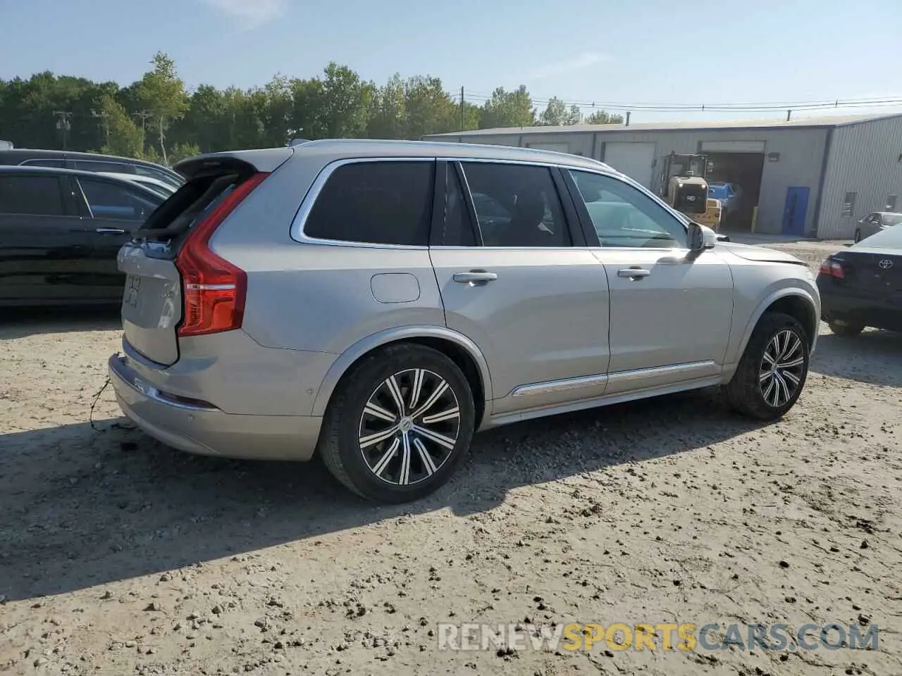 3 Photograph of a damaged car YV4062PN9P1927172 VOLVO XC90 2023