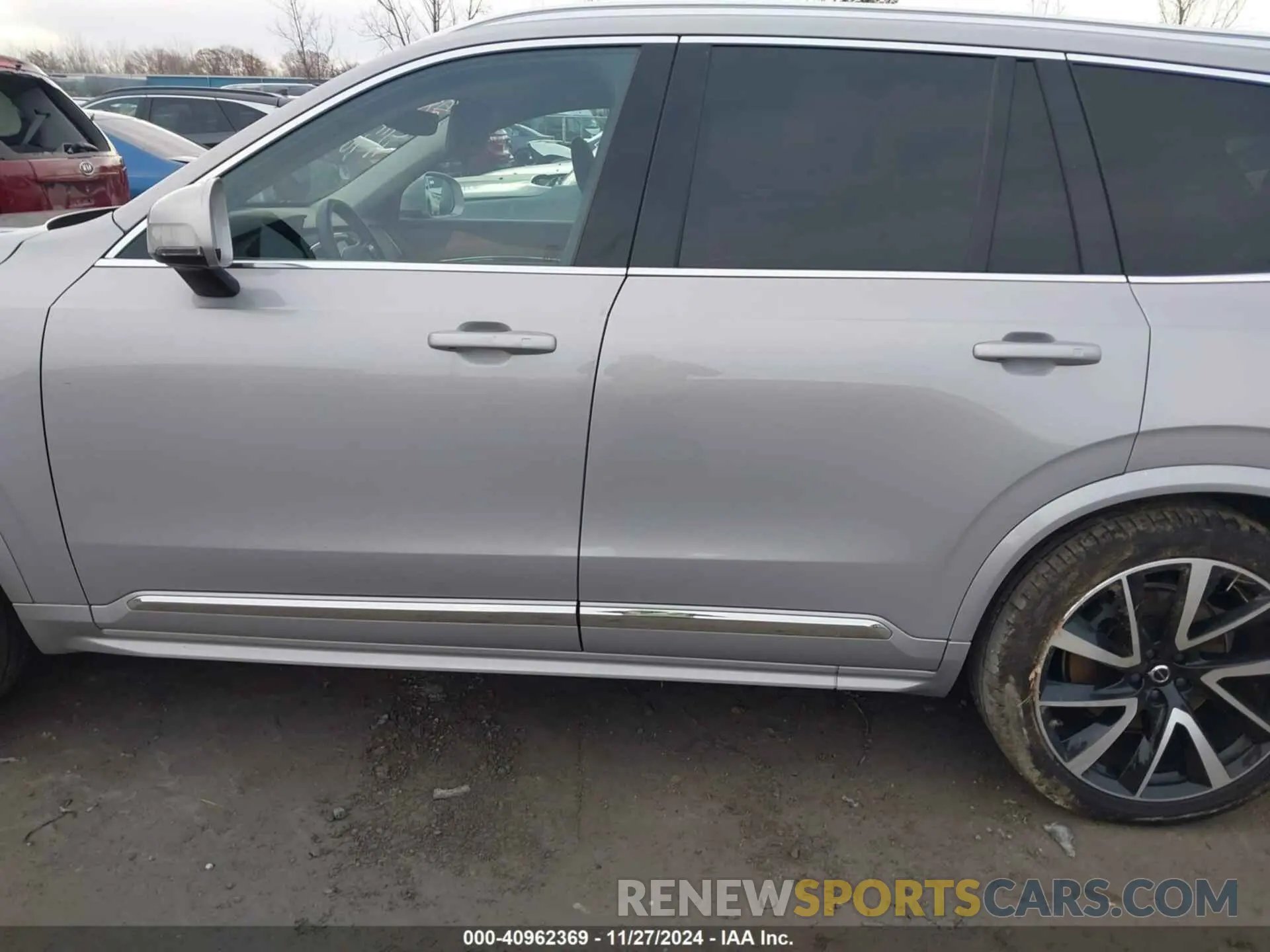 14 Photograph of a damaged car YV4L12PN4P1945039 VOLVO XC90 2023