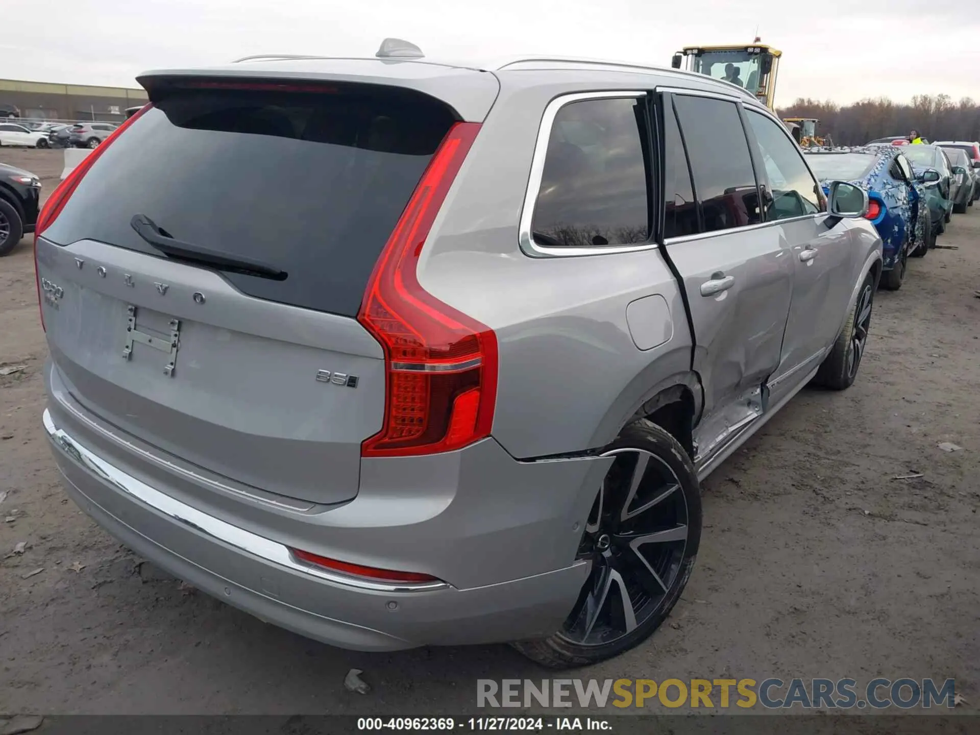 4 Photograph of a damaged car YV4L12PN4P1945039 VOLVO XC90 2023