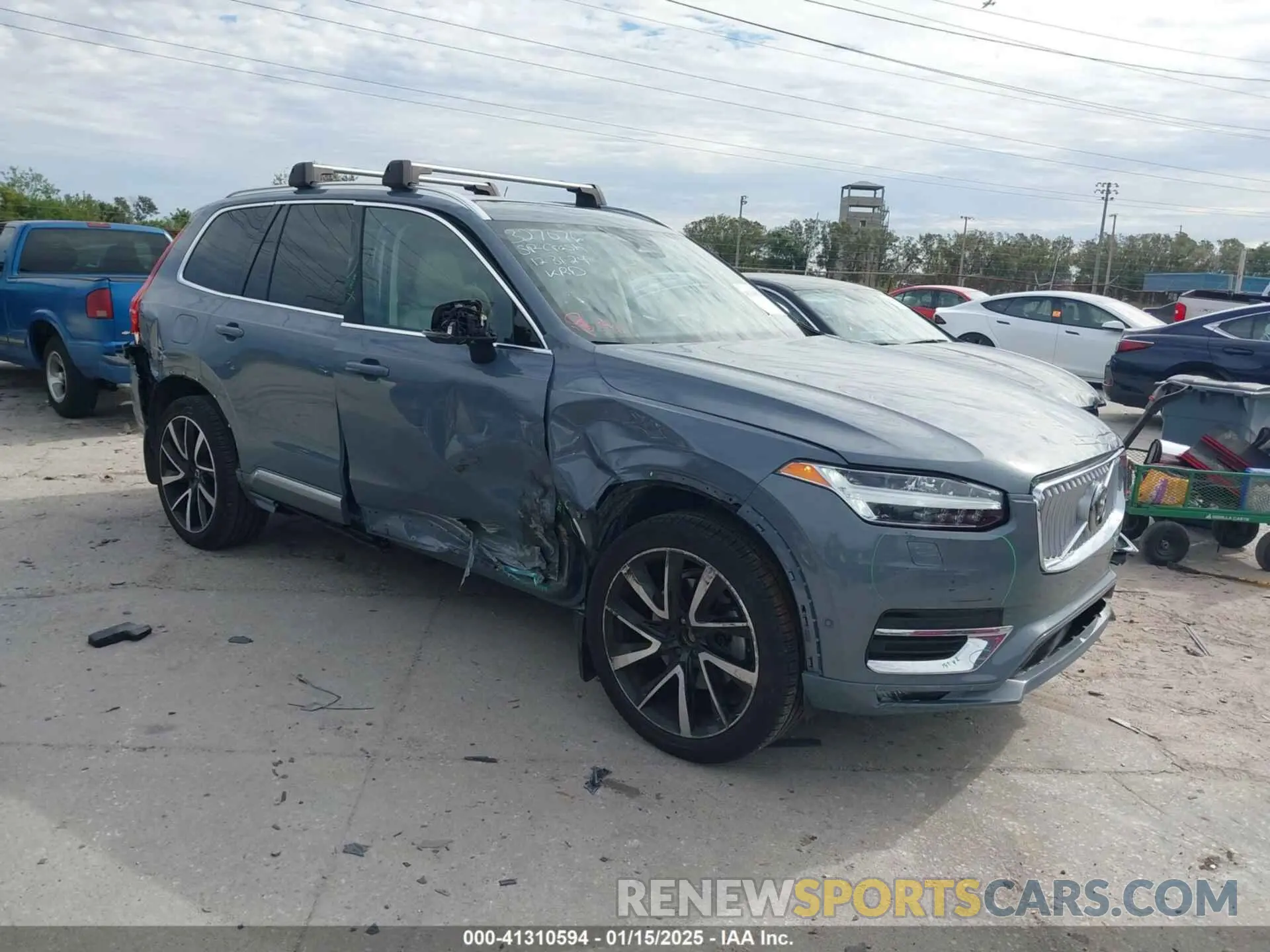 1 Photograph of a damaged car YV4L12PNXP1983388 VOLVO XC90 2023
