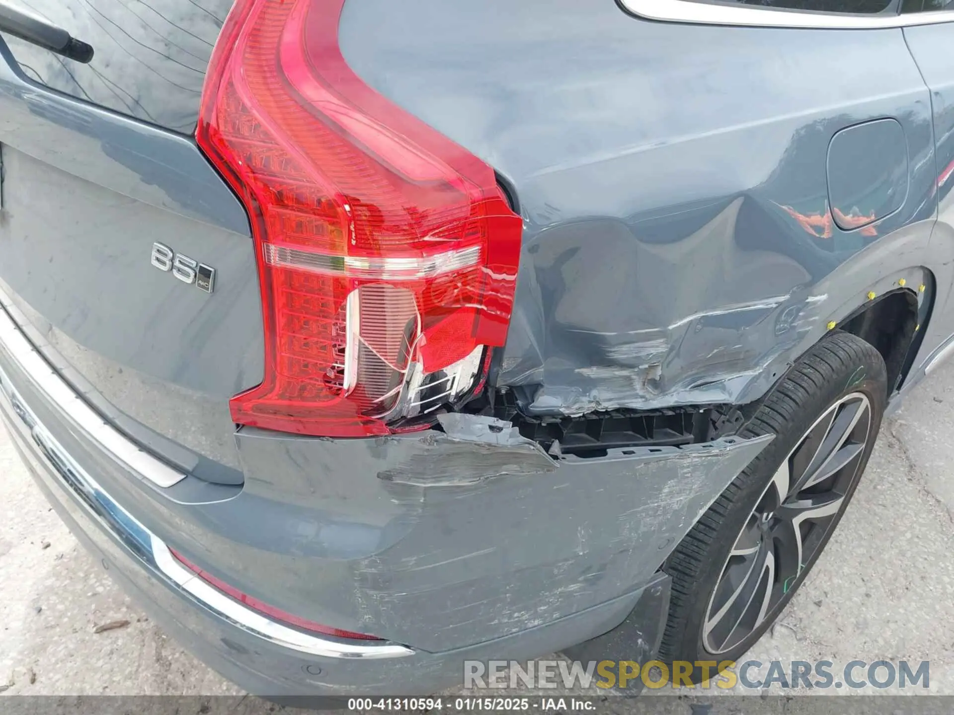 20 Photograph of a damaged car YV4L12PNXP1983388 VOLVO XC90 2023