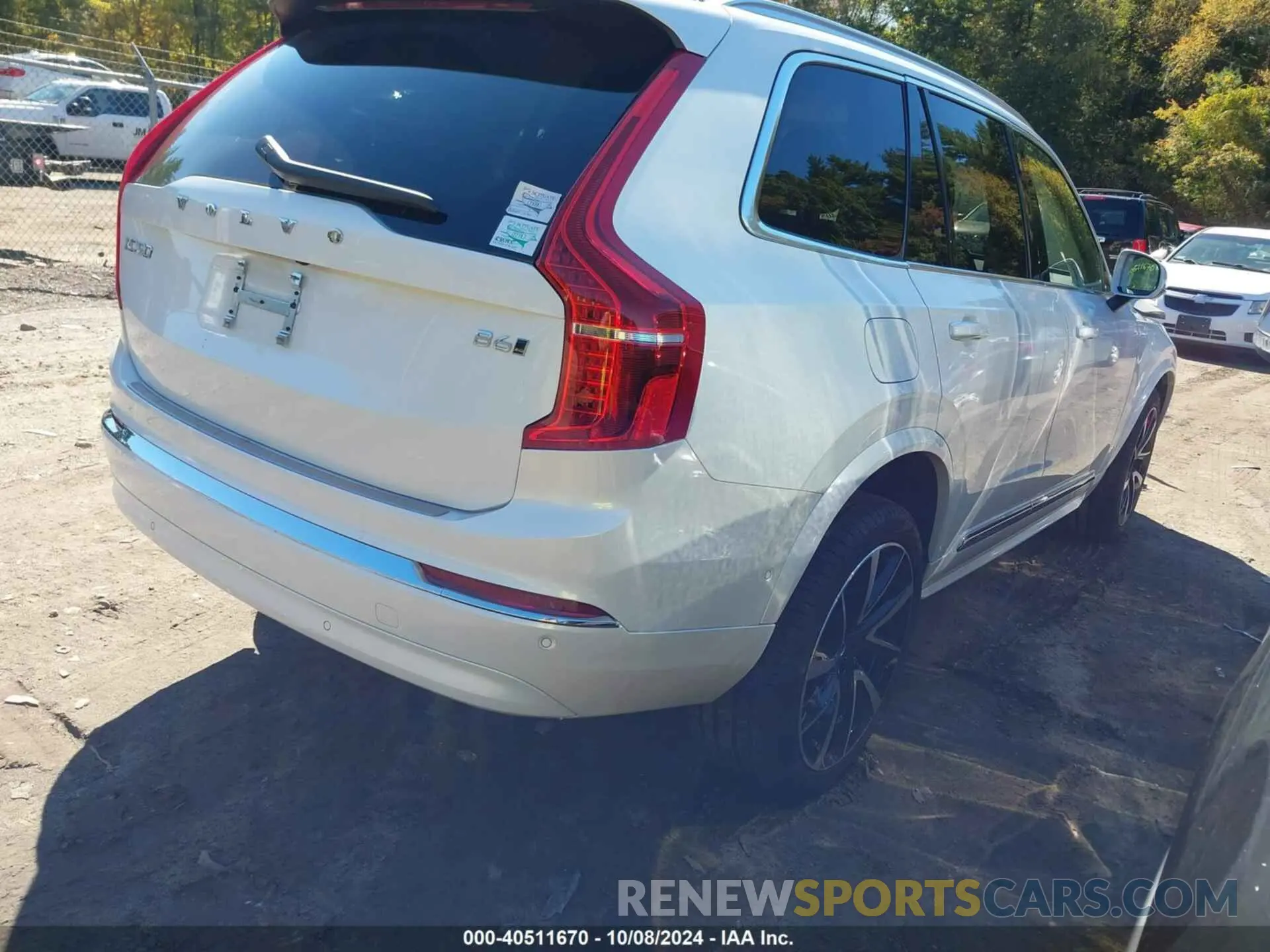 4 Photograph of a damaged car YV4062JE6R1188449 VOLVO XC90 2024