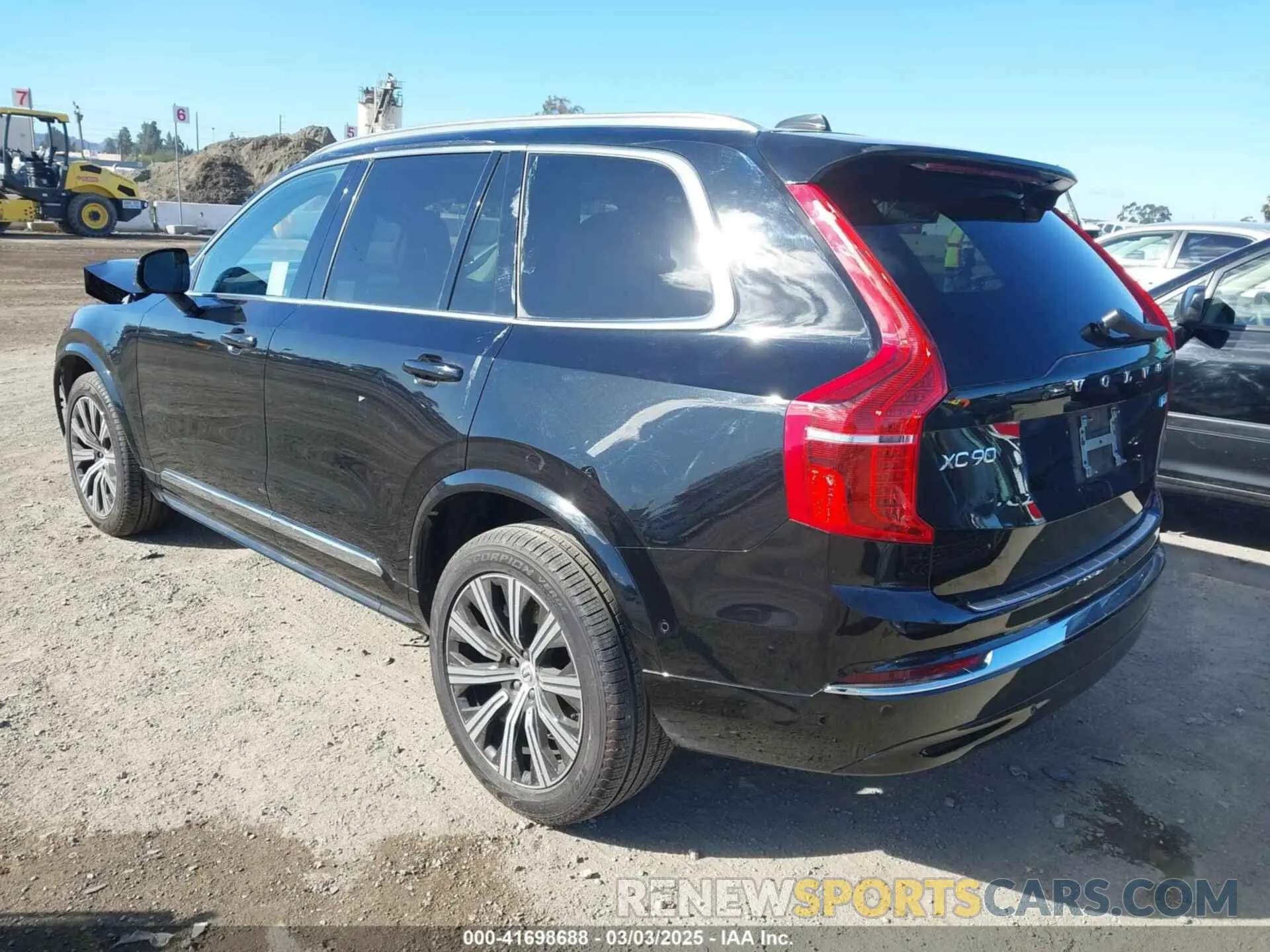 3 Photograph of a damaged car YV4062PE1R1220828 VOLVO XC90 2024