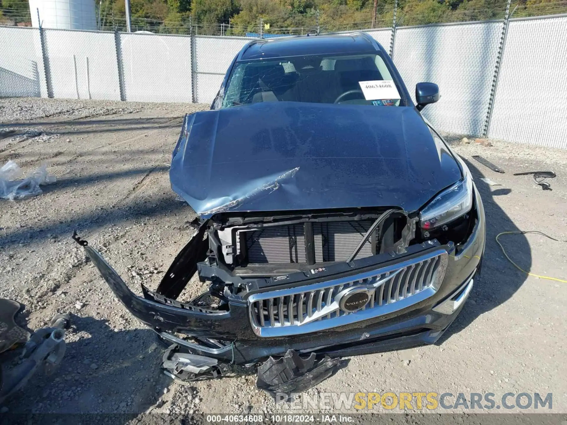 12 Photograph of a damaged car YV4062PE2R1181831 VOLVO XC90 2024