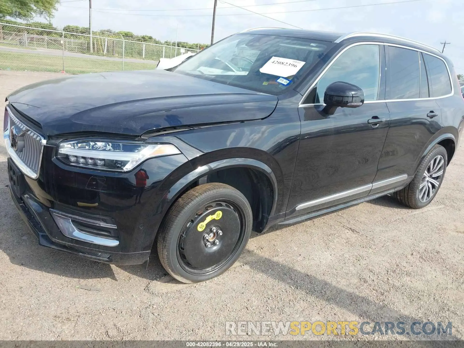 2 Photograph of a damaged car YV4062PE4R1221441 VOLVO XC90 2024