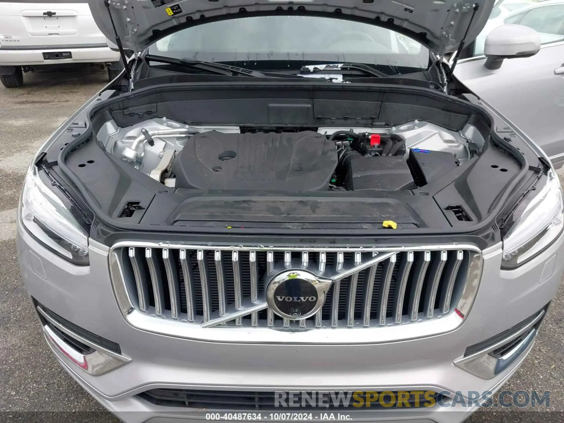 10 Photograph of a damaged car YV4L12PE1R1202423 VOLVO XC90 2024