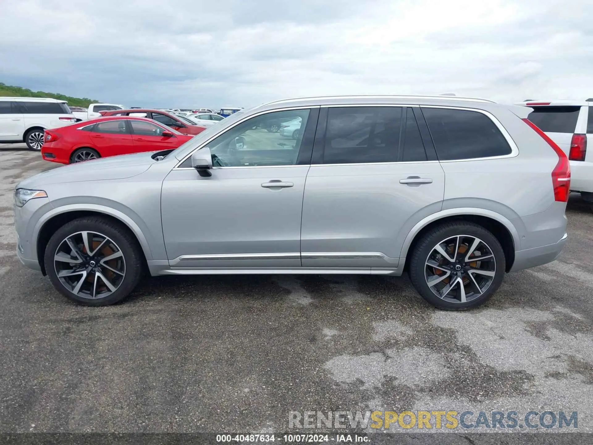 14 Photograph of a damaged car YV4L12PE1R1202423 VOLVO XC90 2024
