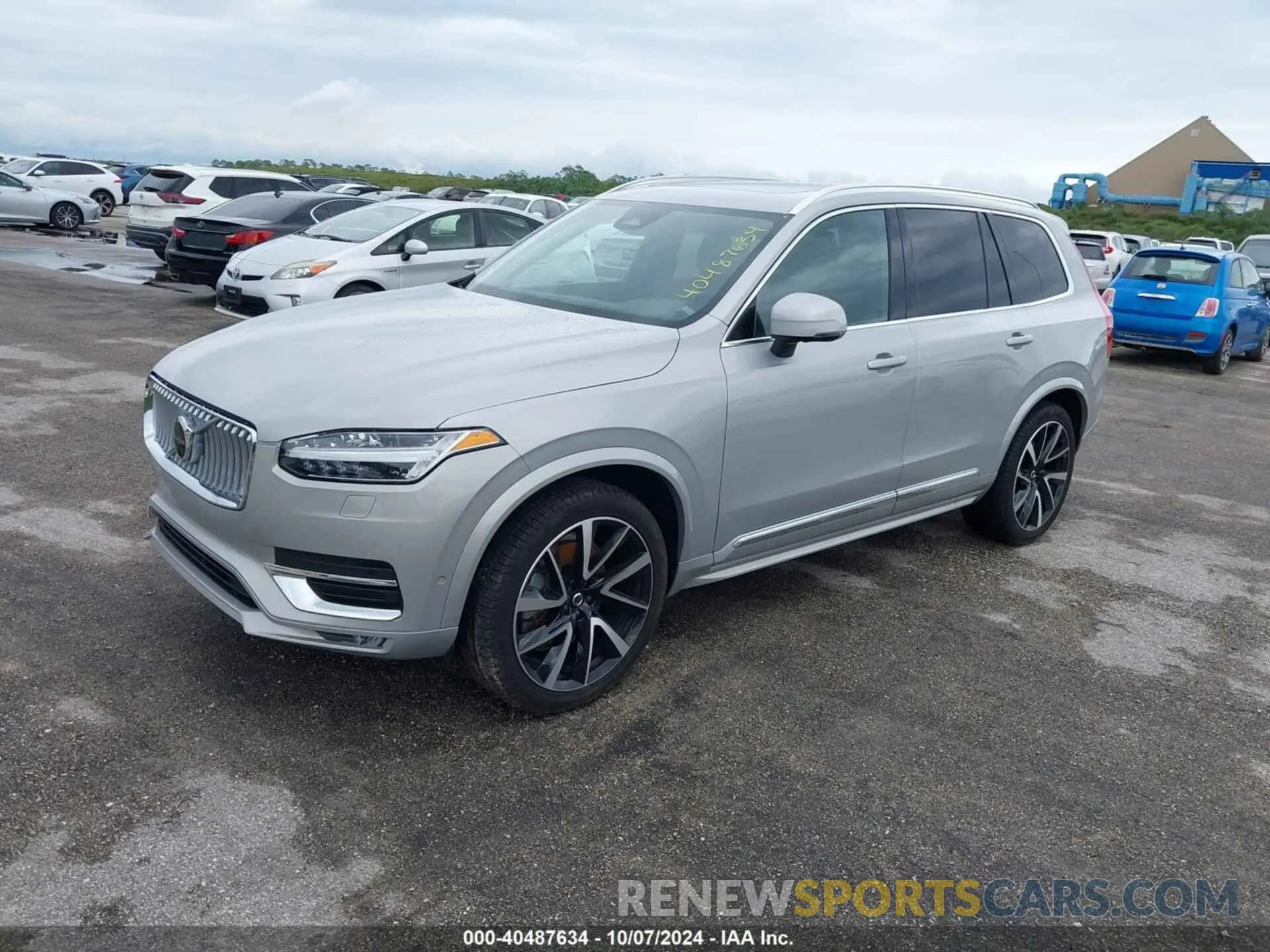 2 Photograph of a damaged car YV4L12PE1R1202423 VOLVO XC90 2024
