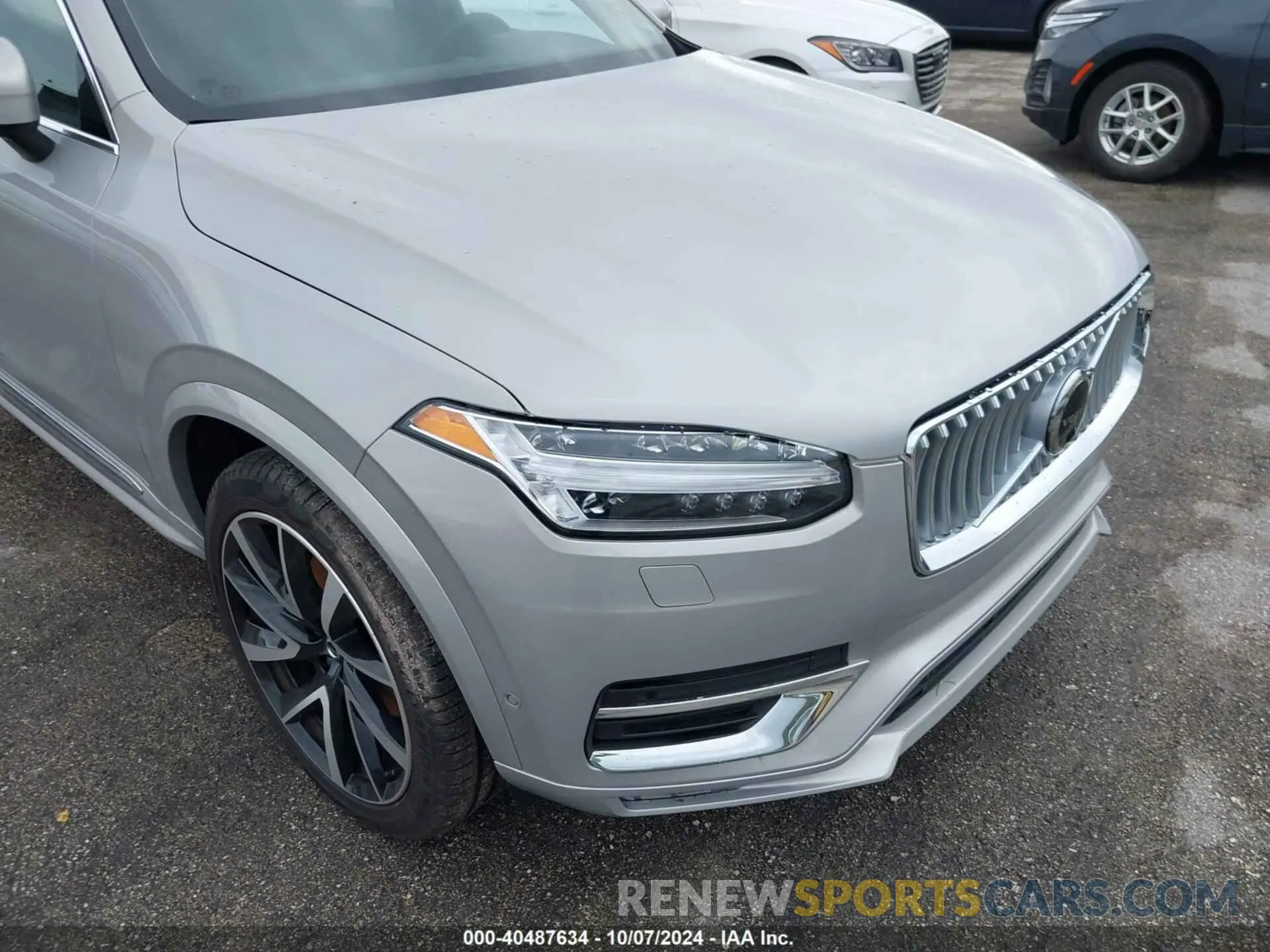 6 Photograph of a damaged car YV4L12PE1R1202423 VOLVO XC90 2024