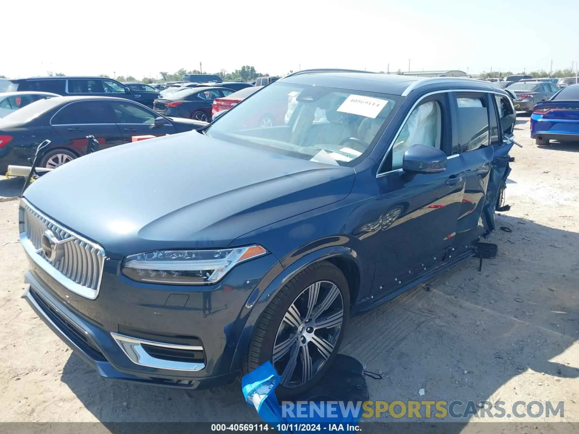 2 Photograph of a damaged car YV4L12PE7R1150571 VOLVO XC90 2024