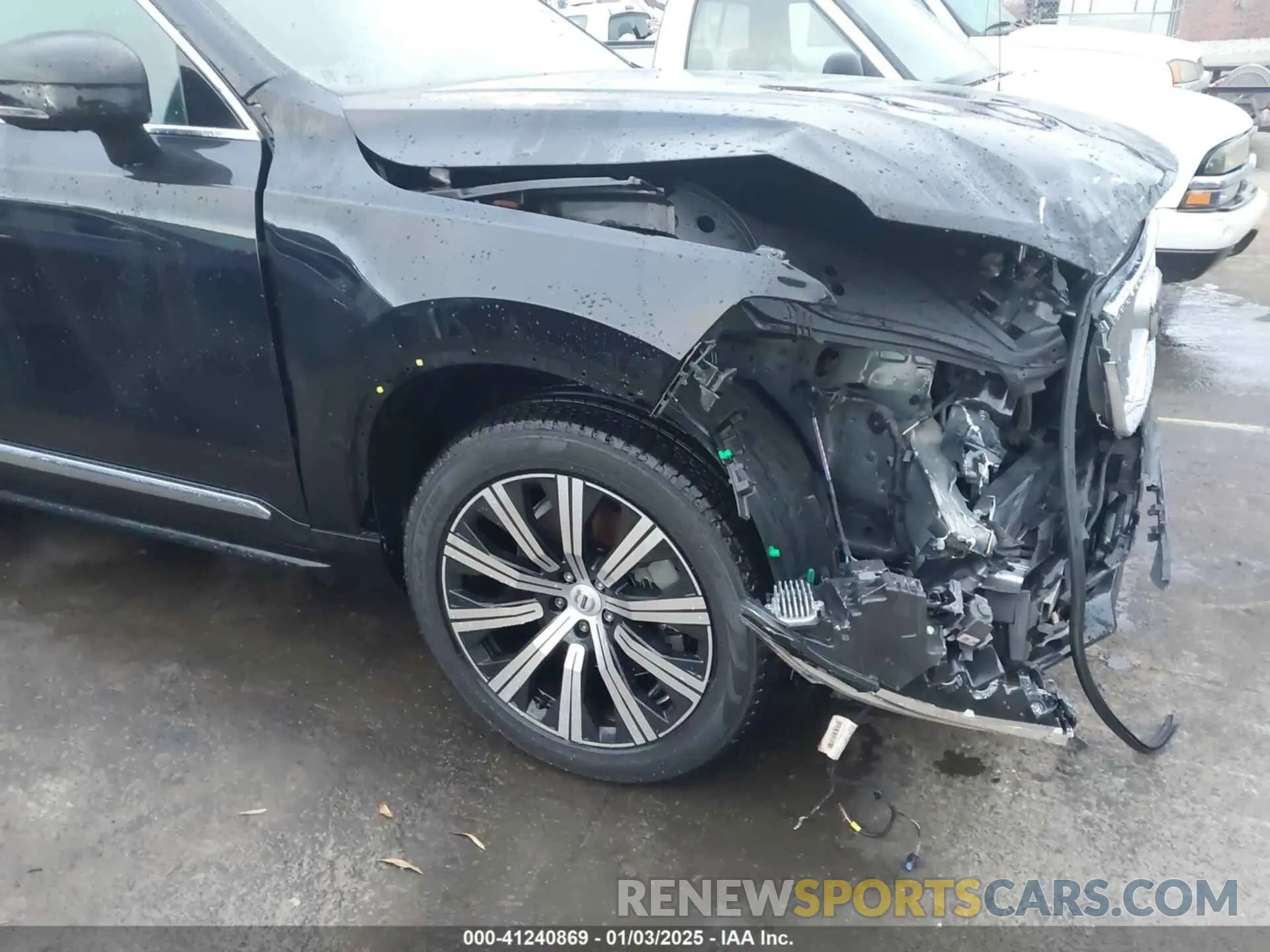 17 Photograph of a damaged car YV4L12PE9R1168540 VOLVO XC90 2024